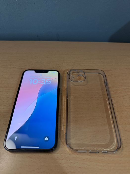 iPhone 13 (перфектно състояние)