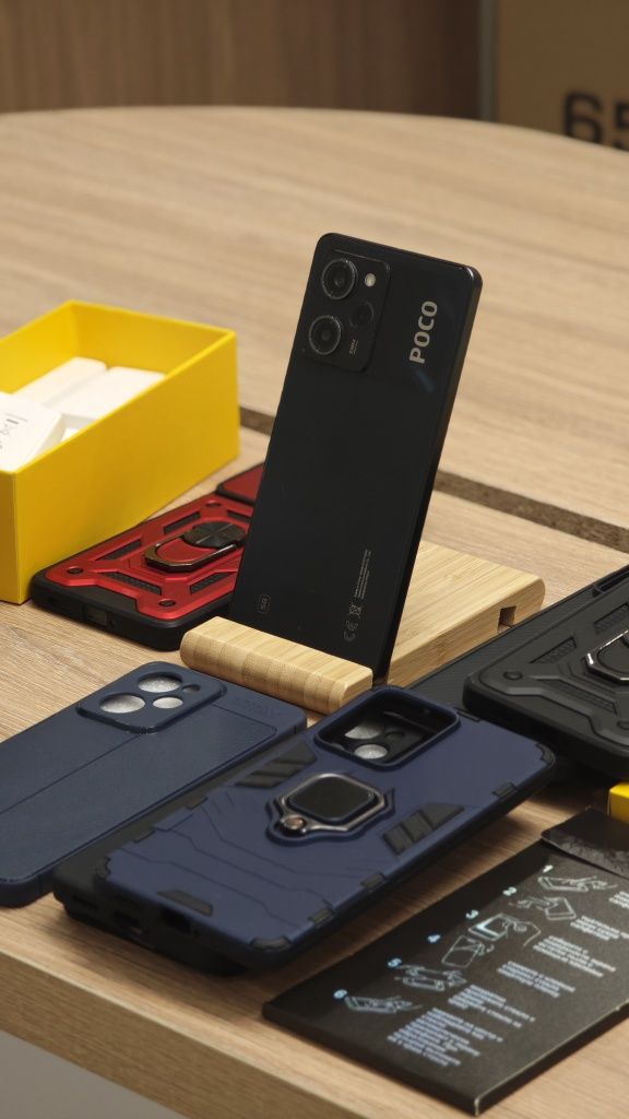 Poco X5 Pro | 256Gb | в подарок 8 чехлов новых и 4 стекла