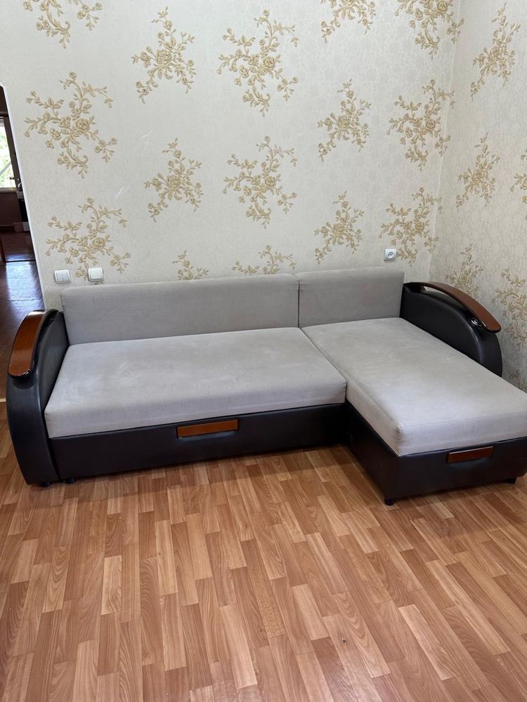 Продам       диван