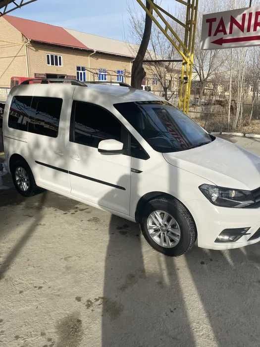 VOLKSWAGEN CADDY Trendline 2024 naqtga bo'lib to'lashga nasiya savdoga