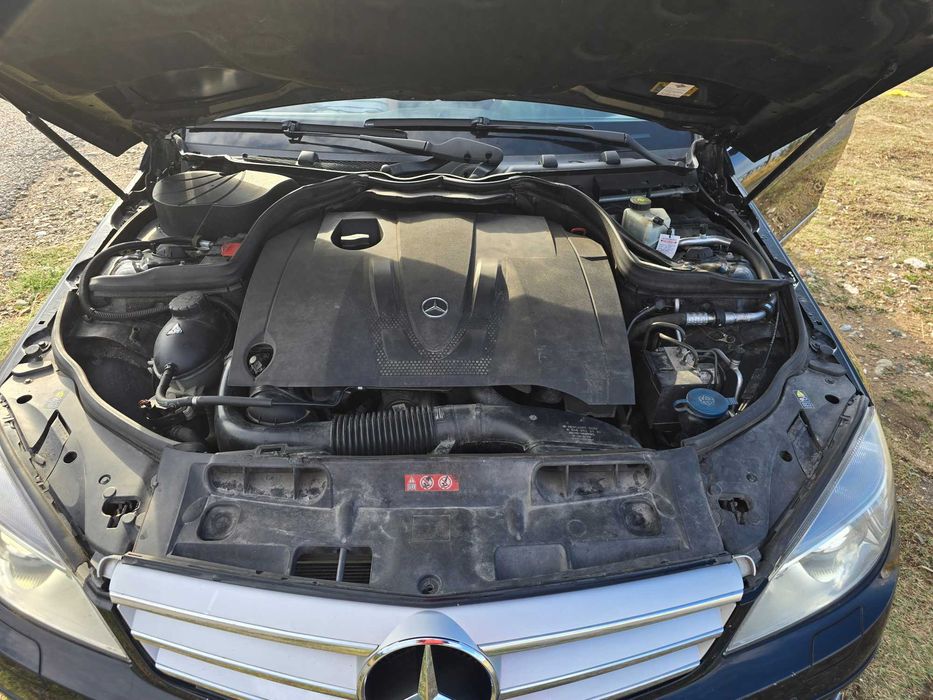 MERCEDES BENZ C220 2.2 cdi avantgarde *646