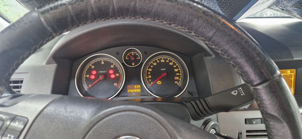 Opel Astra H 1.9 cdti 120cp