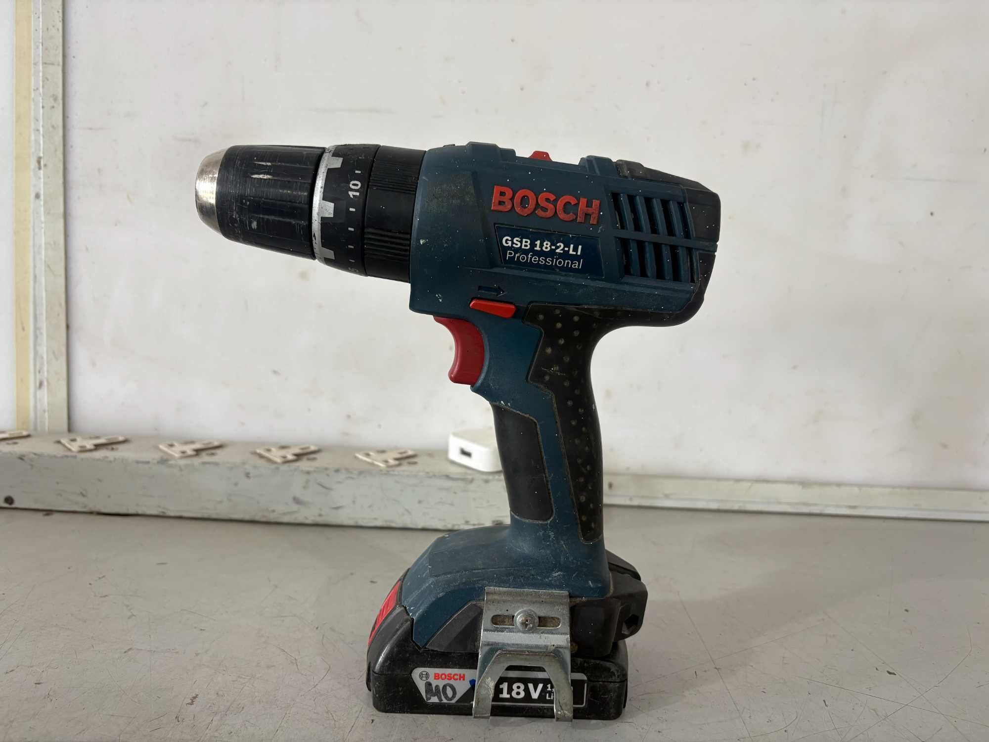 Винтоверт - Bosch 18V Li ion