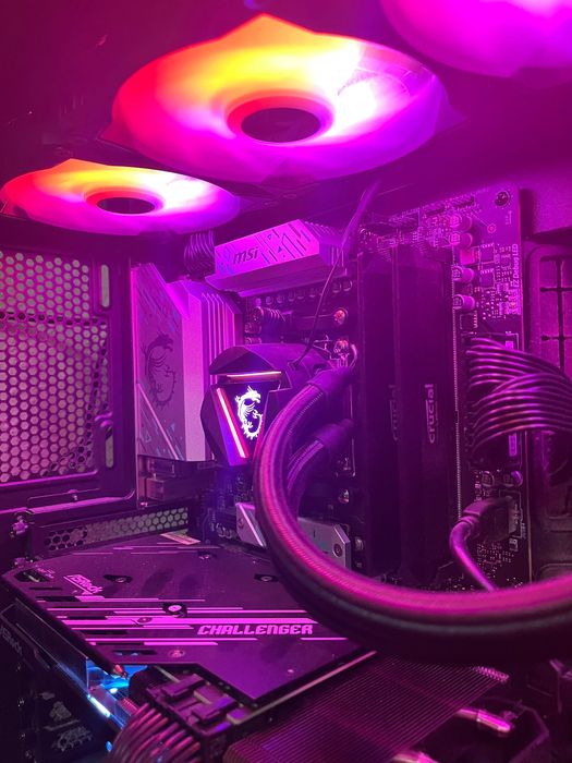 Gaming PC, очень сильный ПК в продаже Все детали от MSi  оригинальные.