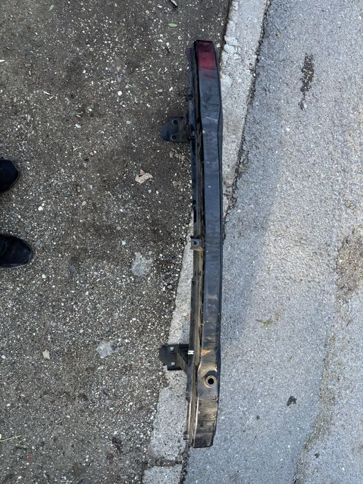 Преден капак и греда за бмв е90/91