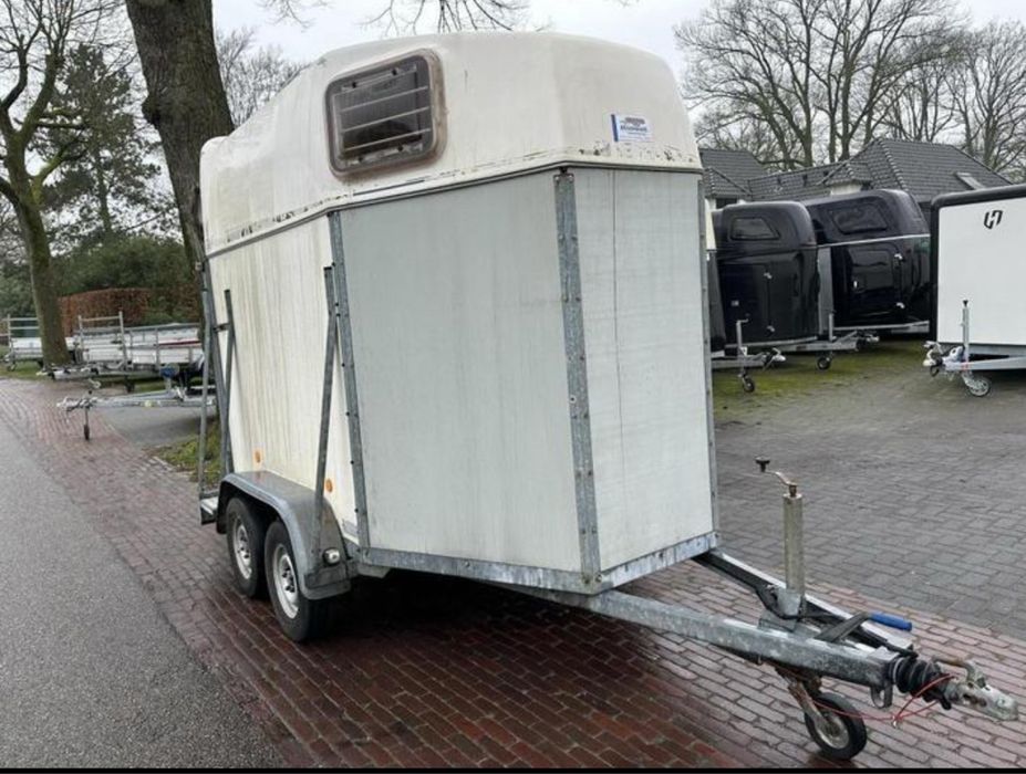 Remorcă transport cai / animale