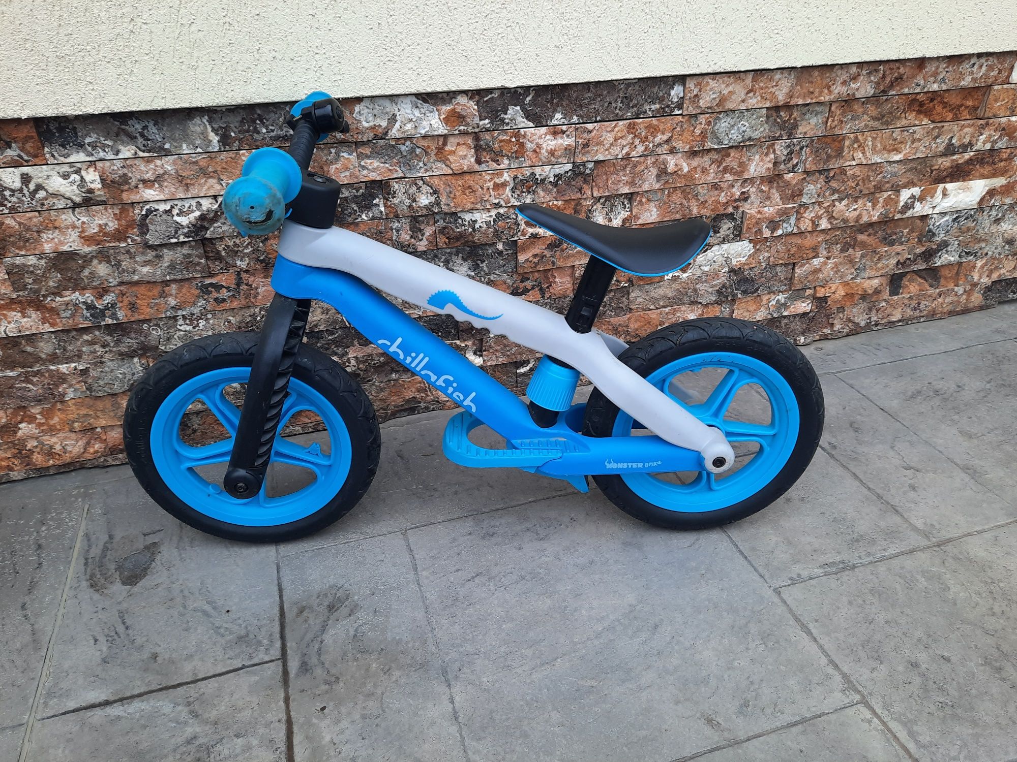 Bicicletă echilibru vârsta 2-5 ani