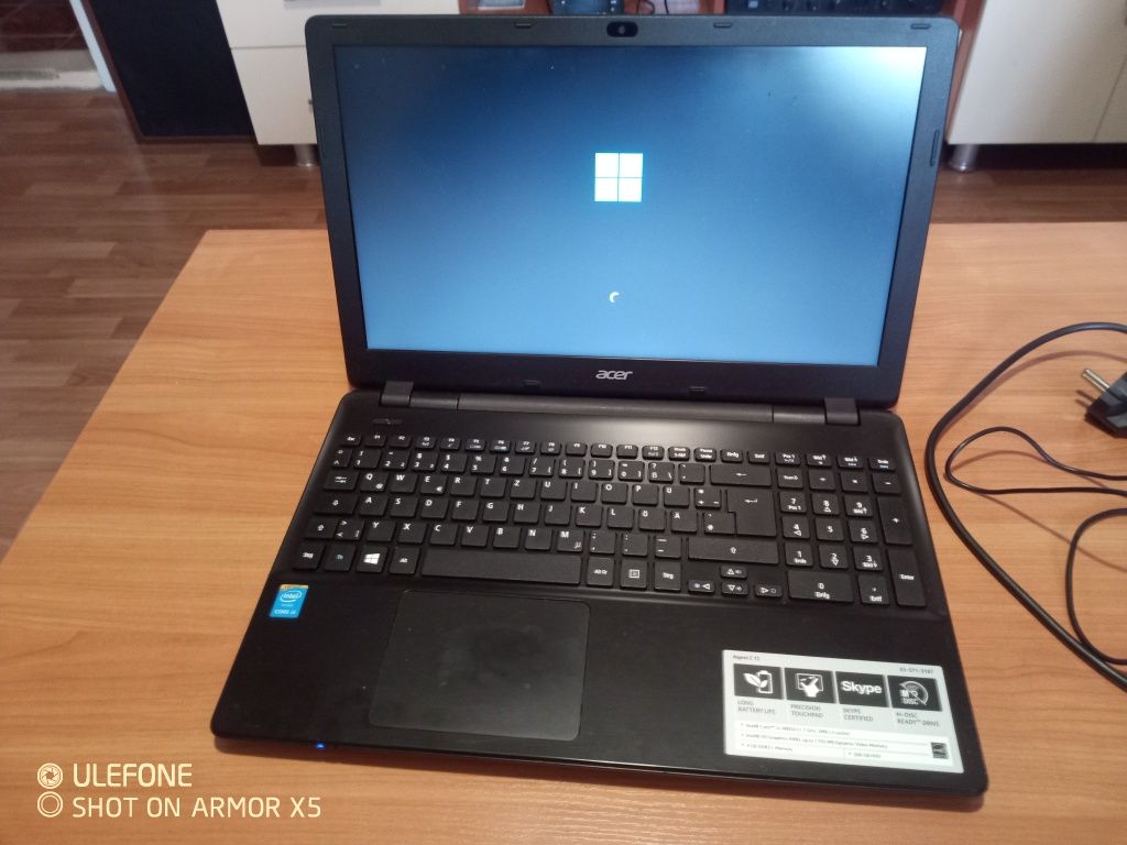 Acer Aspire E5-571