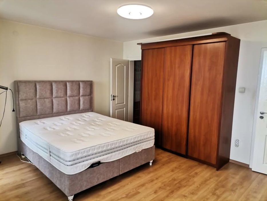 Дава се под наем Двустаен апартамент в Варна, ХЕИ - 71 кв.м за 562 € - Снимка #2