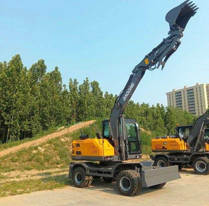 мыни Экскаватор BAODING BD80D Таййор