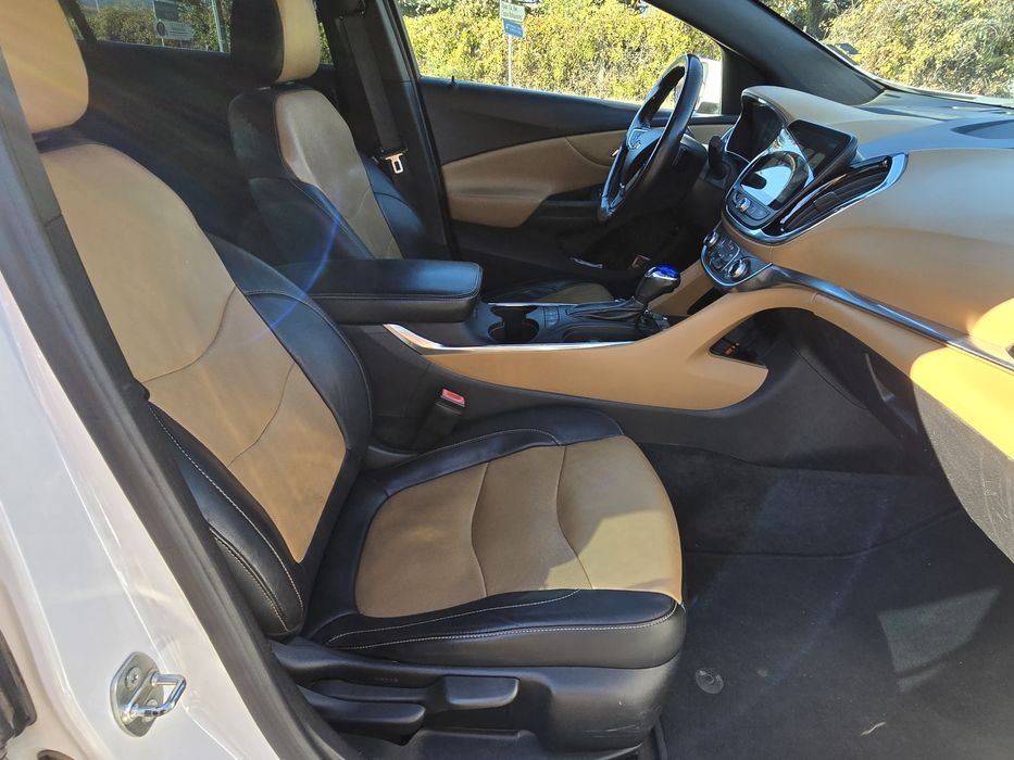 Chevrolet Volt Premier/ Plug-In Хибрид/Лизинг