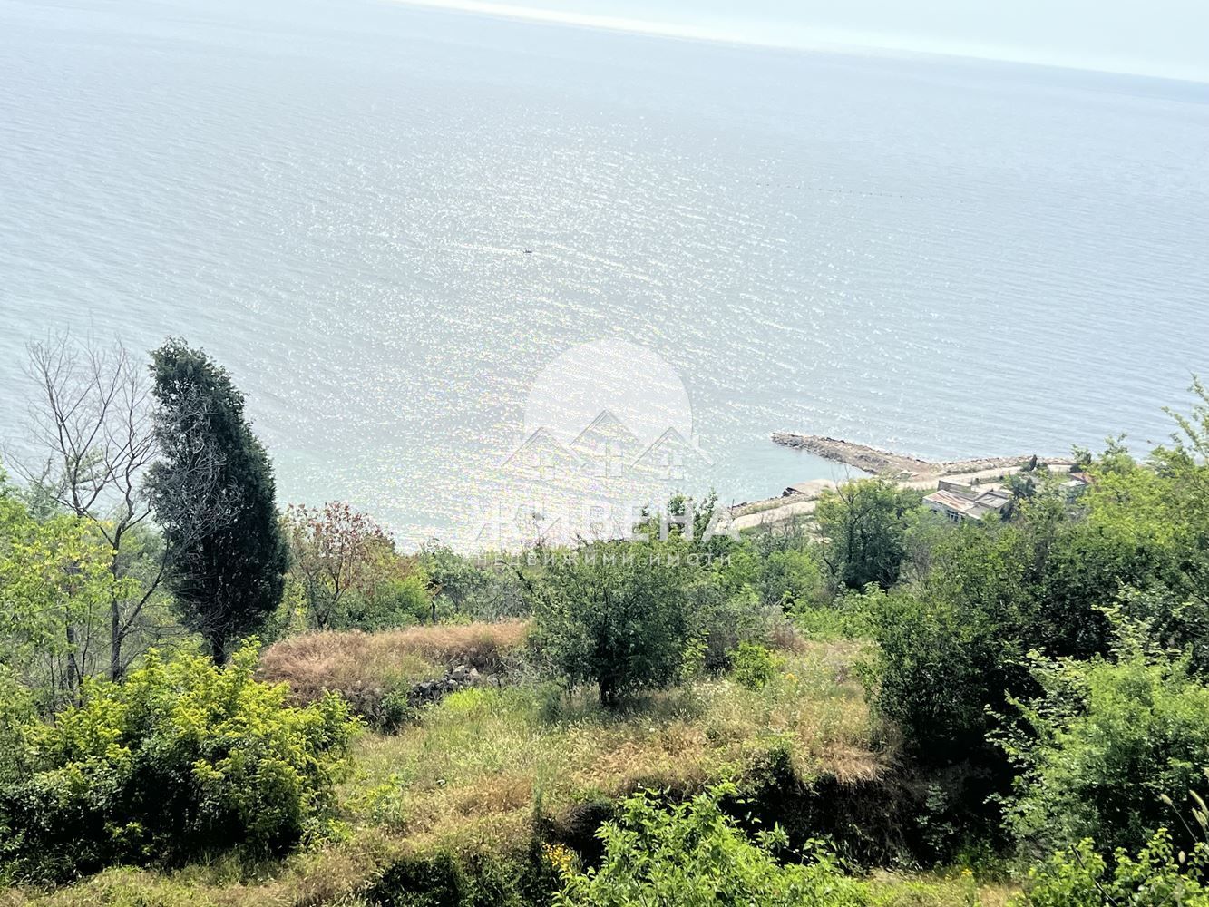 Парцел с площ 524 кв.м, в с.Осеново, м-ст Кранево, вилна зона