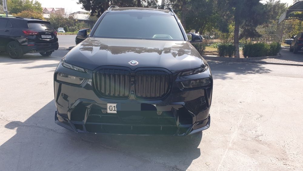 BMW. X7. 50i Indivedual. Yili 2019. Yurgani 97000. Narxi 88800