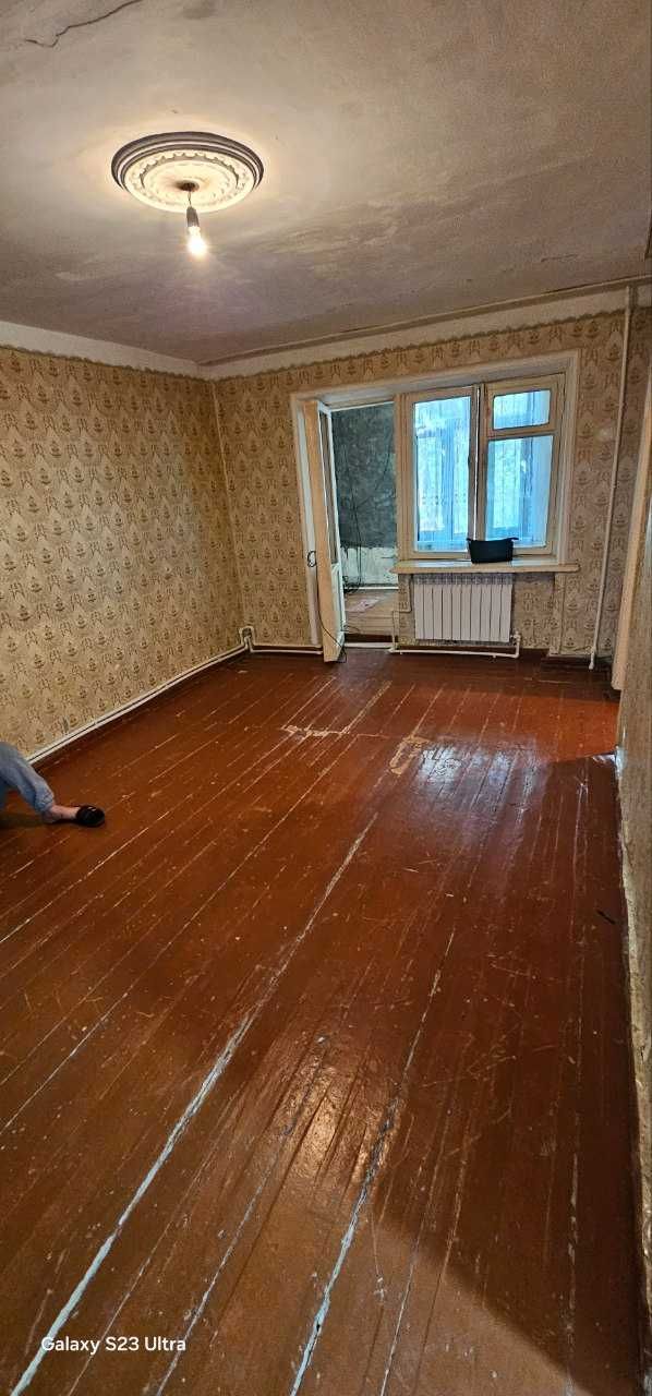 Chirchiq shaharda 2 xonali kvartira sotiladi