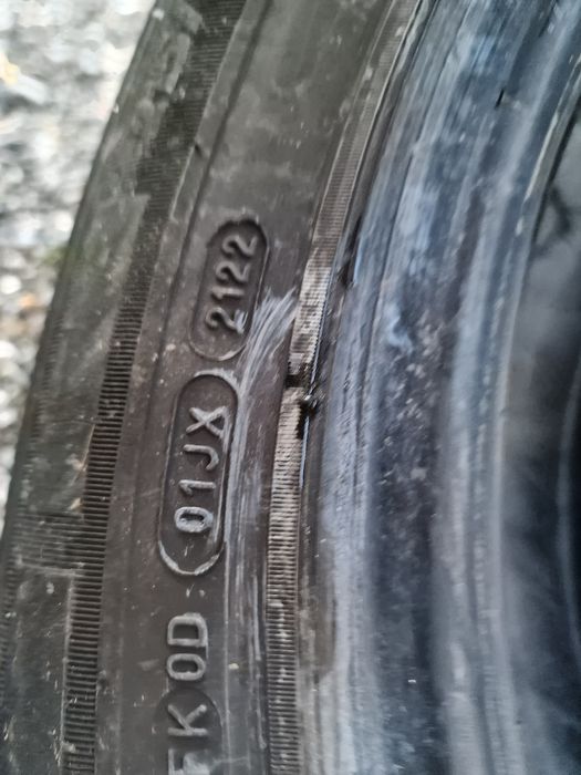 Anvelope 215/65R16C marca Michelin, DOT 2022, 7 mm