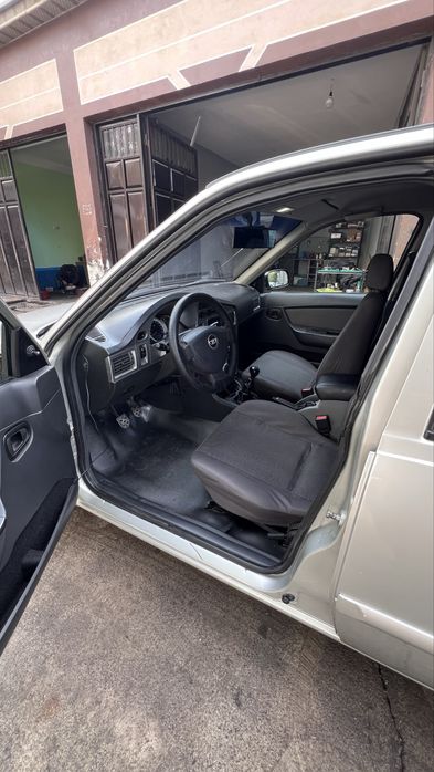 Nexia 2 sotiladi holati zor kraska tozza luks kondisioner gbrid mator