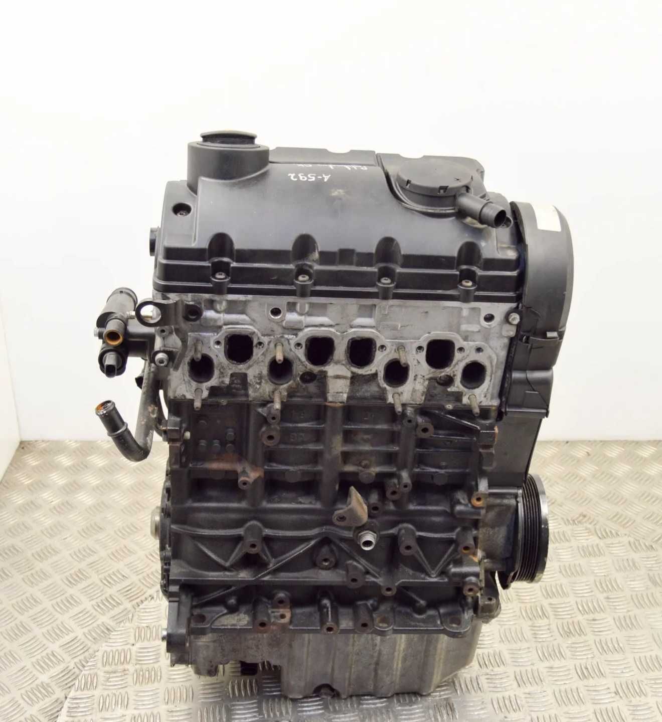 Двигател Мотор Транспортер BRR Volkswagen T5