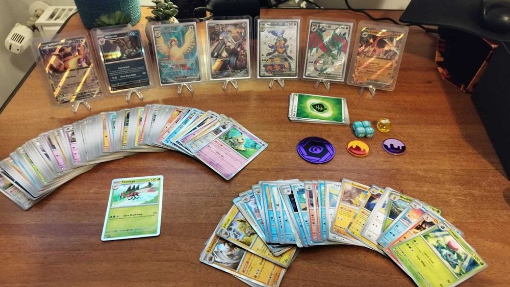 Colectie carti Pokemon -Expansiune 151 + Bulk Mixt diferite expansiuni