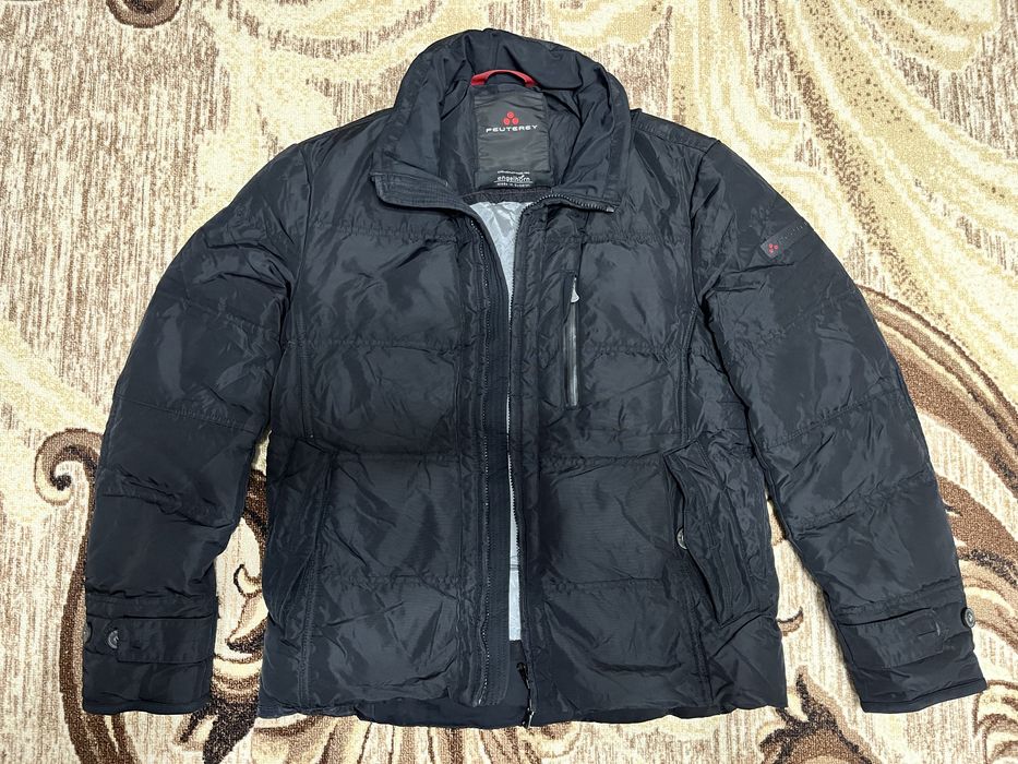 Мужко яке Peuterey