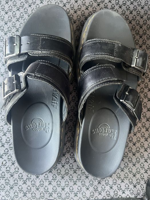Sandale Dr.Martens marimea 39