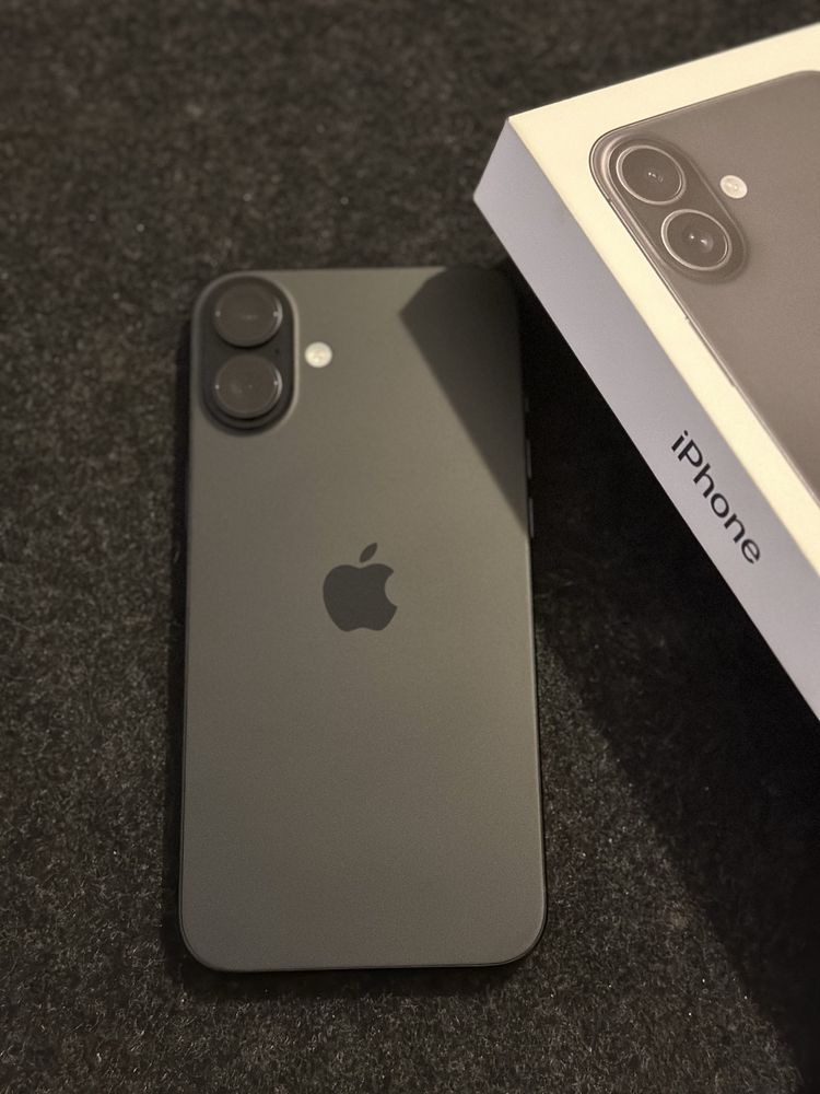 НОВ ! Apple Iphone 16 Plus , 256 gb , ГАРАНЦИОНЕН