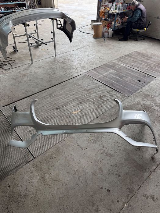 Предна броня и решетка GLS X167 AMG LINE