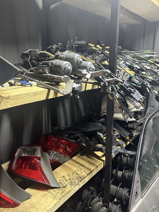 Замок двери на Камри 50