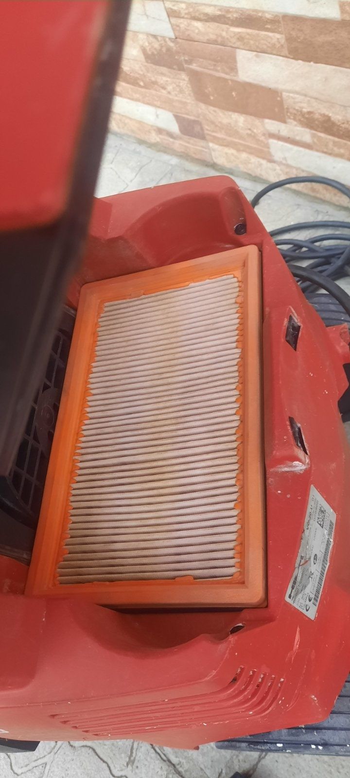 Прахосмукачка Hilti VC-20U Тупалка СухоСтроителсво