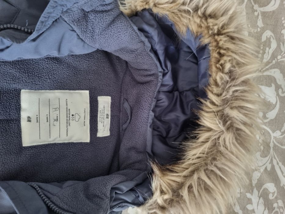 Geaca de iarna hidrofuga H&M marimea 98/104