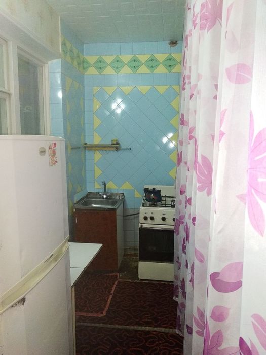 Сдаётся 2 комнатная переделаная в 3 ком