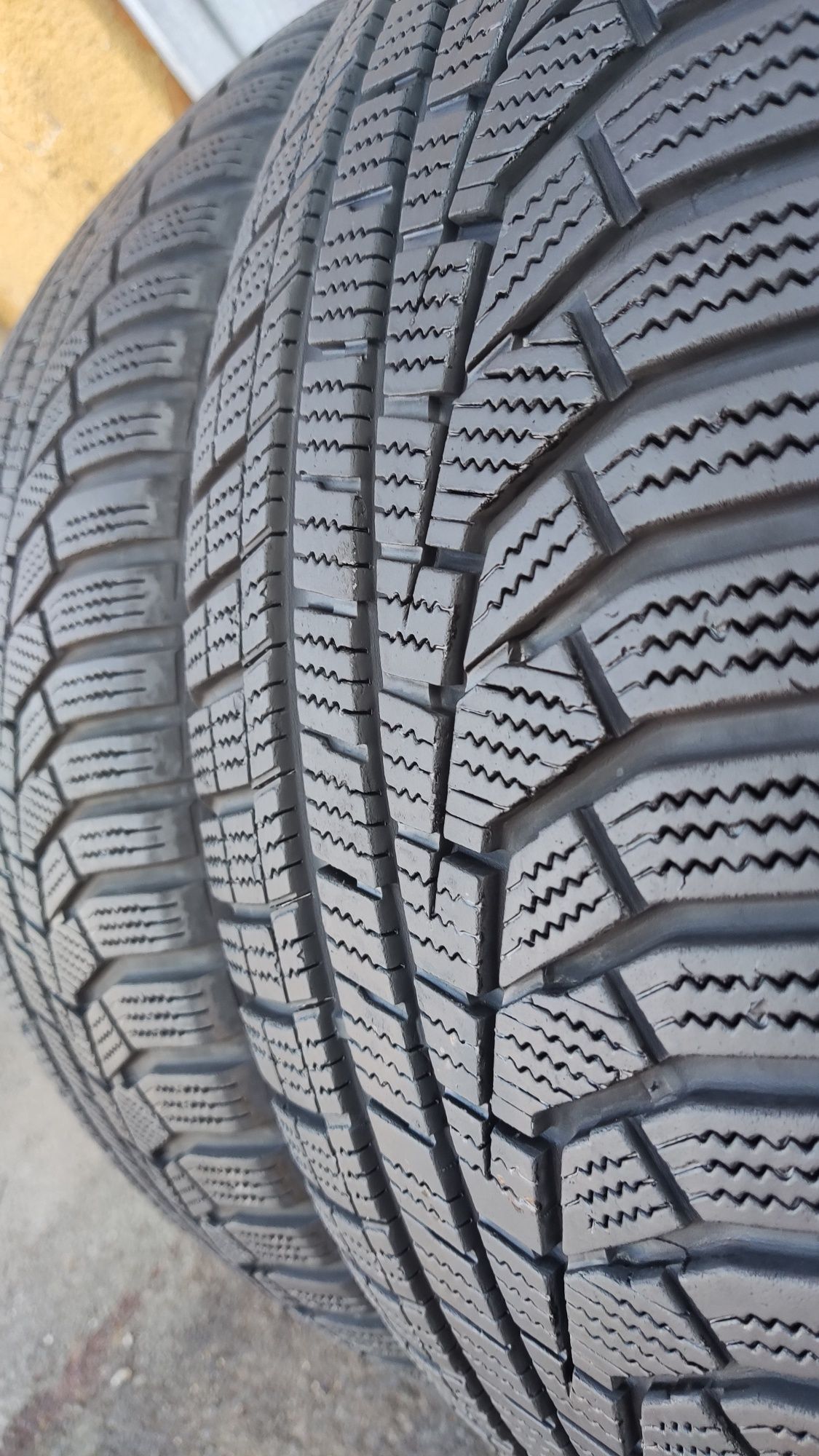 4бр. зимни гуми 225/60/17 Hankook Winter I*Cept Evo 2, SUV, M+S
dot492