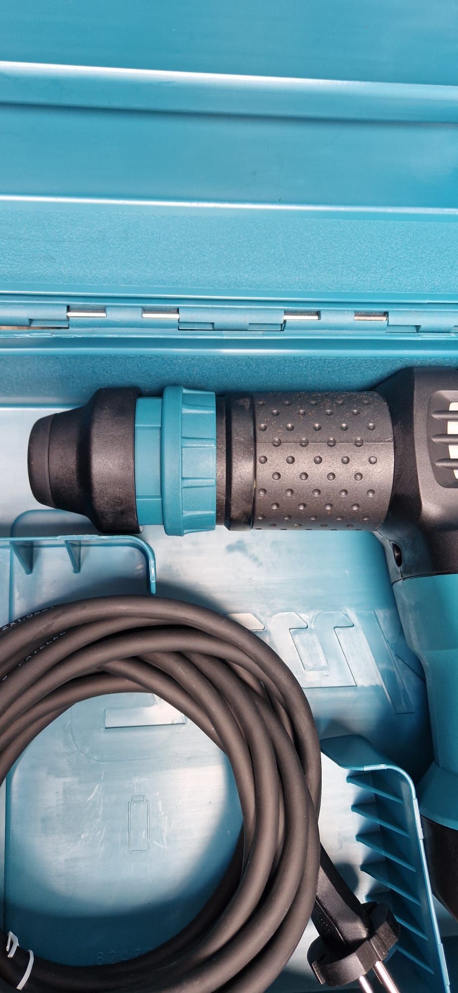 Hilti demolator pe curent nou