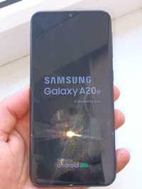 Vând Samsung Galaxy A20e 32GB