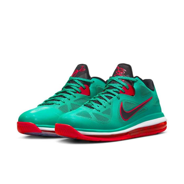 Liverpool FC Nike LeBron 9 Low
