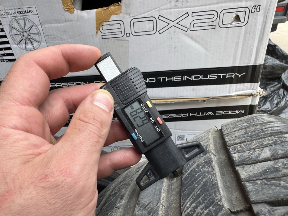 275 35 20 и 245 40 20 летни гуми Ф01