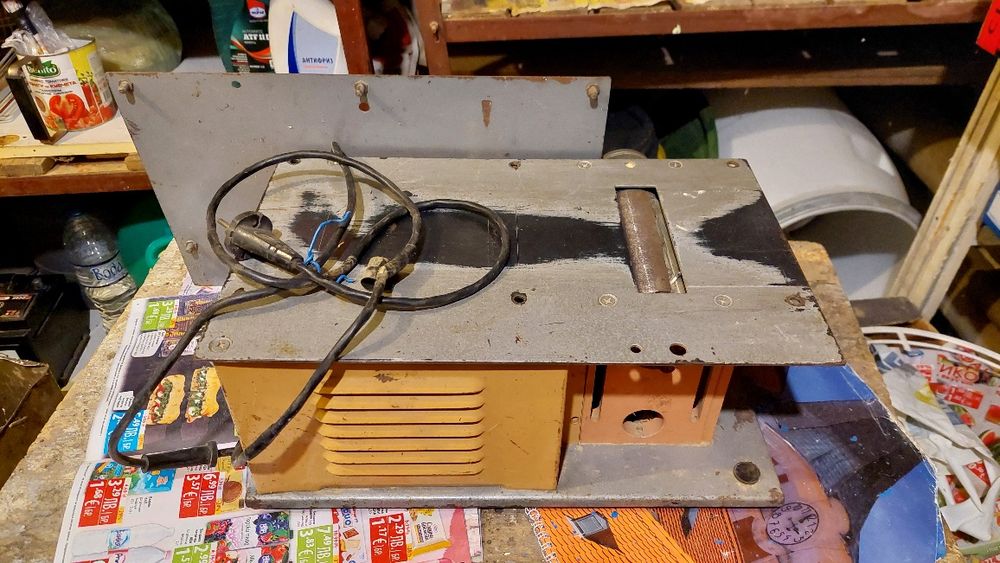 Мини абрихт с циркуляр УБДН-2.  Цена 550 лева.