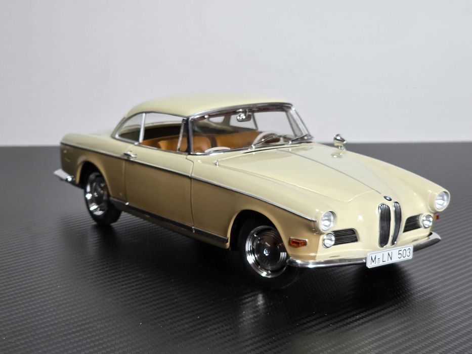 Macheta Auto 1/18 JADA Revell BMW 503 Coupe