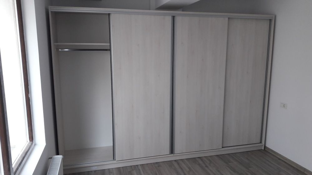 Usi debara cu balamale sau glisante
