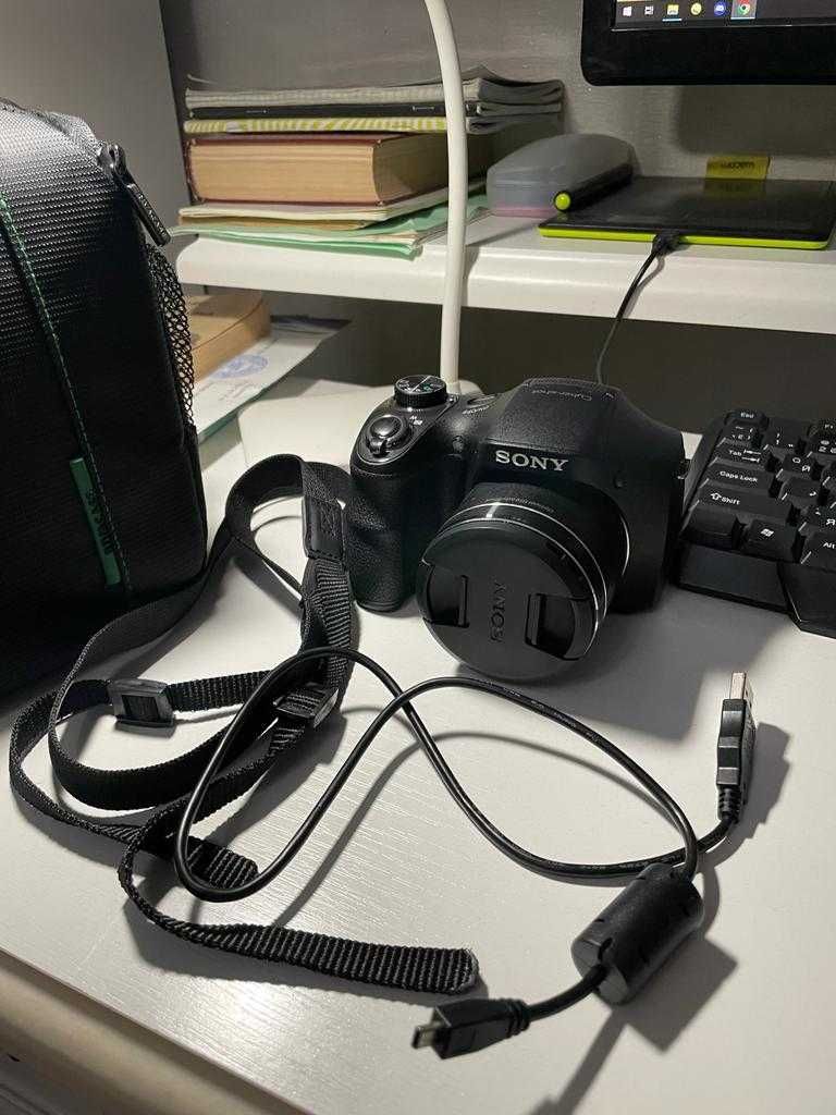 Продам фотоаппарат Sony Cyber-shot DSC-H300