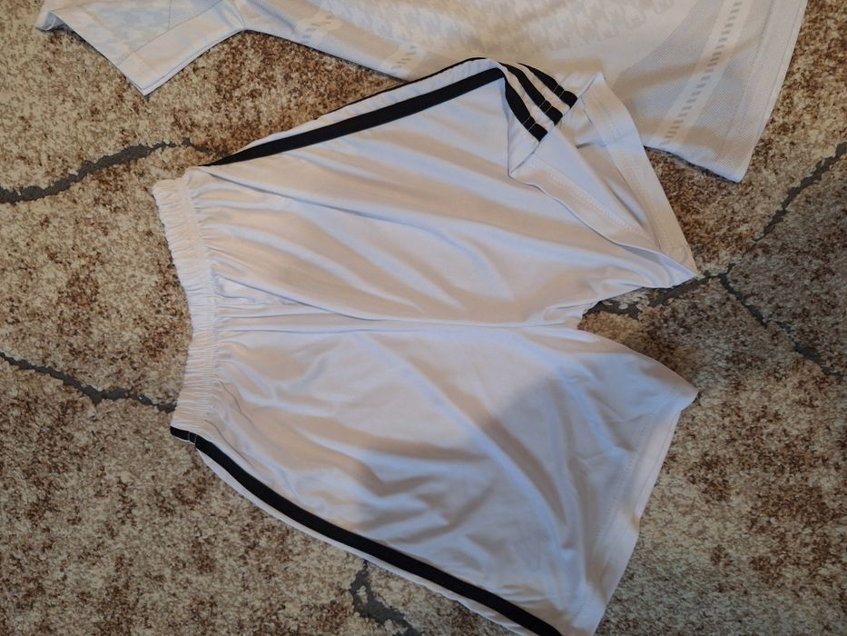 Echipament fotbal Adidas copii