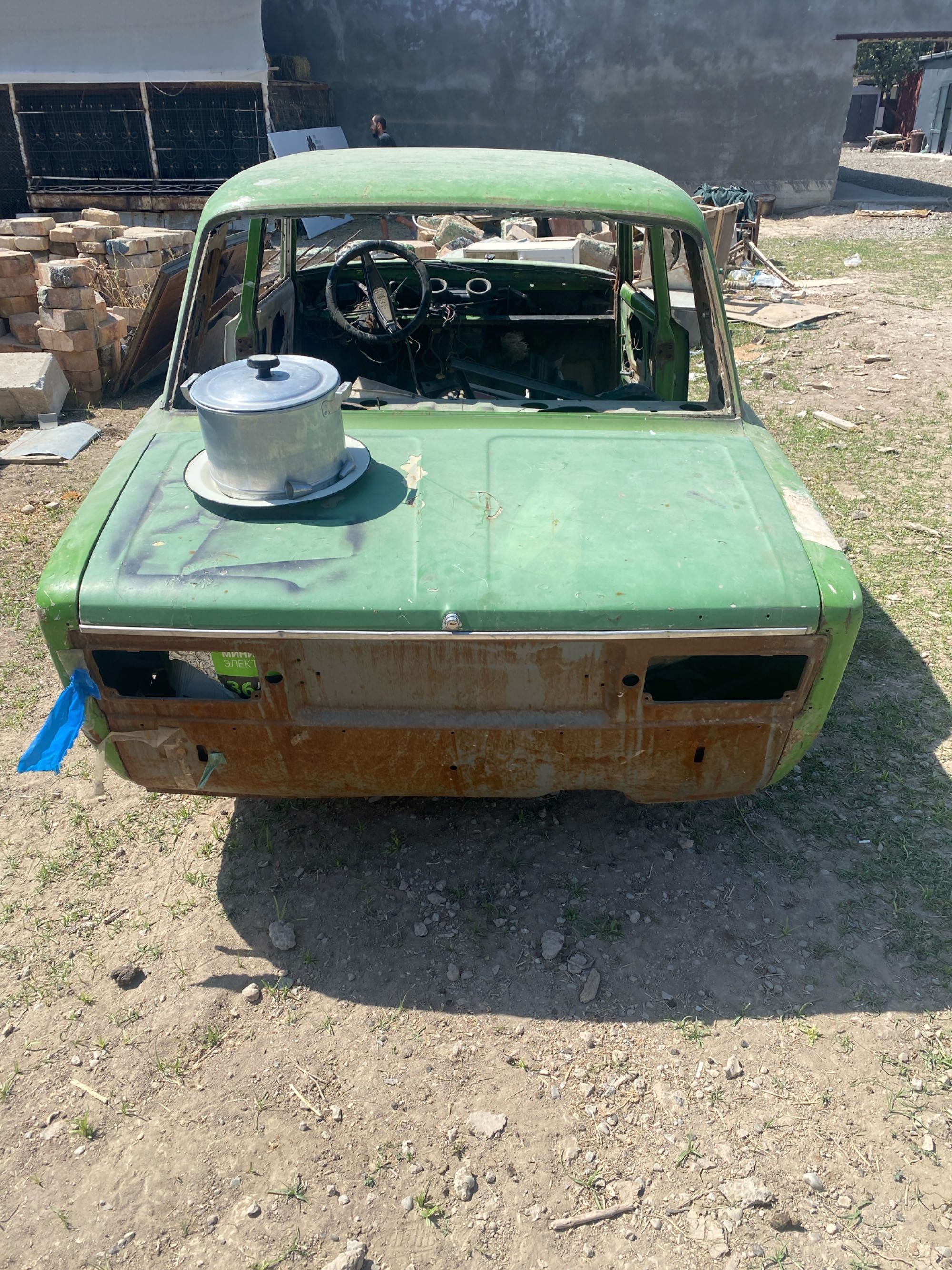 Vaz 2106 sotiladi Dakumentalni Yili 1983
