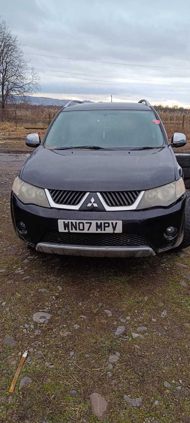 Dezmembrez Mitsubishi Outlander 2.0 DI-D 2007