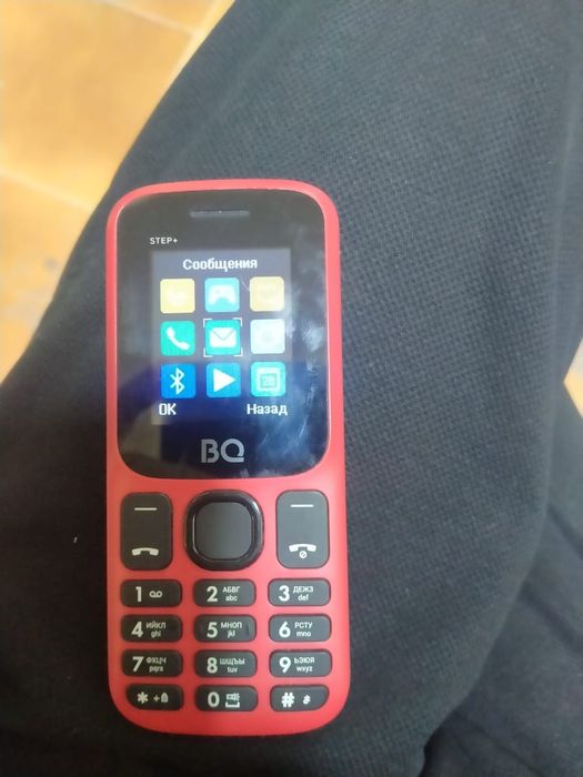 Продаётся кнопычный телефон
