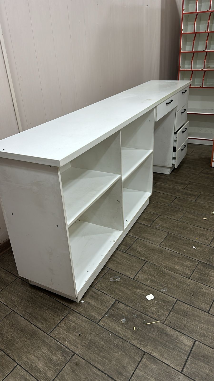 Продается шкаф и ресепшн