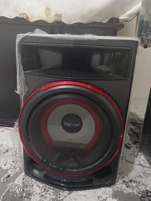 Muzikalniy sentr / Music senter CL-87 2350 watt
