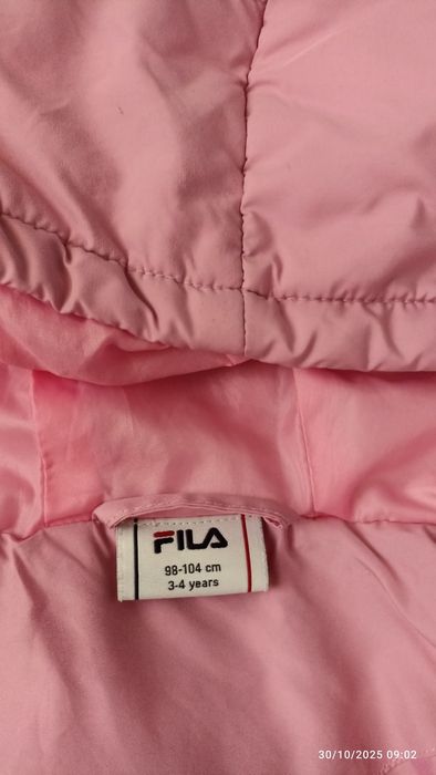 Леко зимно яке на Fila за момиче  3-4години