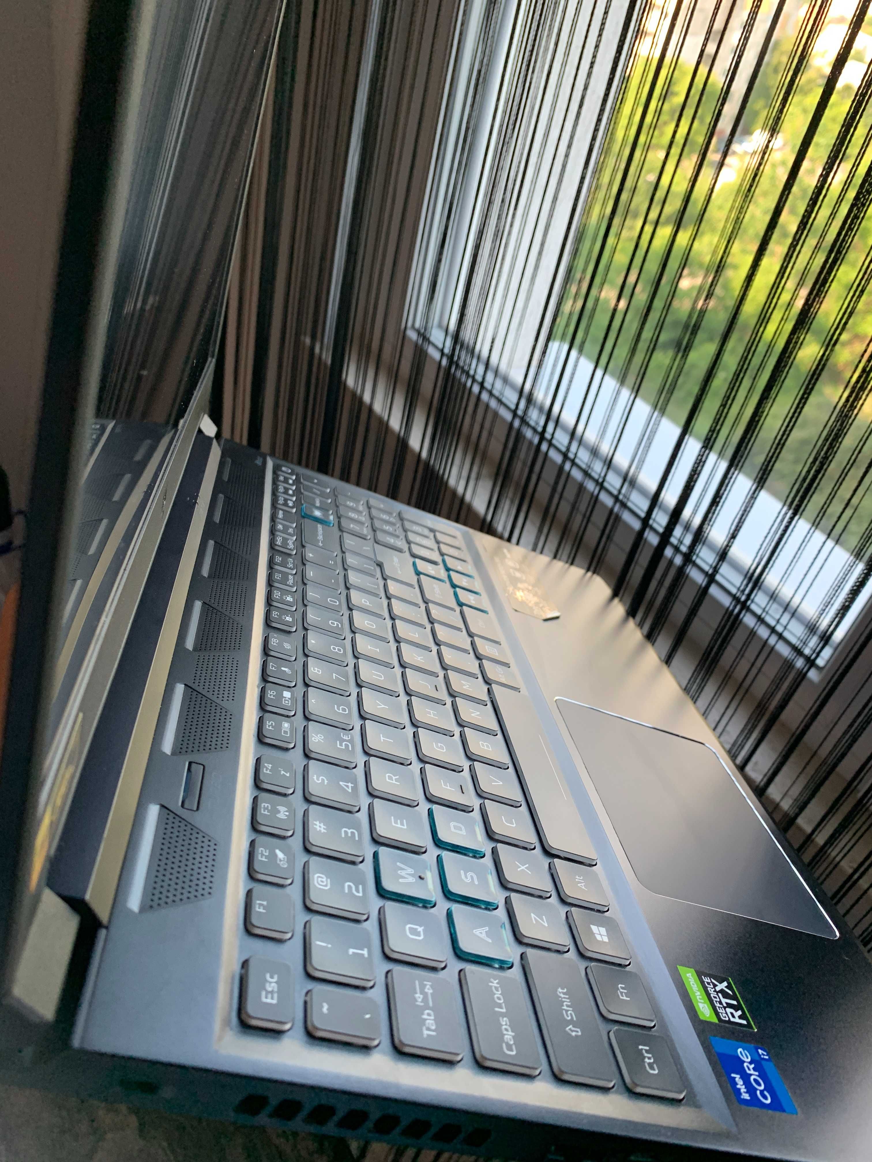 Геймърски лаптоп Acer Predator Triton 300 (за части/ремонт)