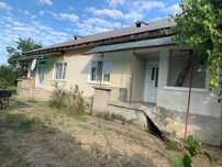 Casa la curte Zona Metropolitana Craiova 1000mp2