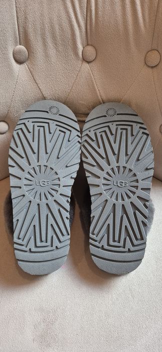UGG Disquette Papuci din piele intoarsa cu captuseala din lana, 40