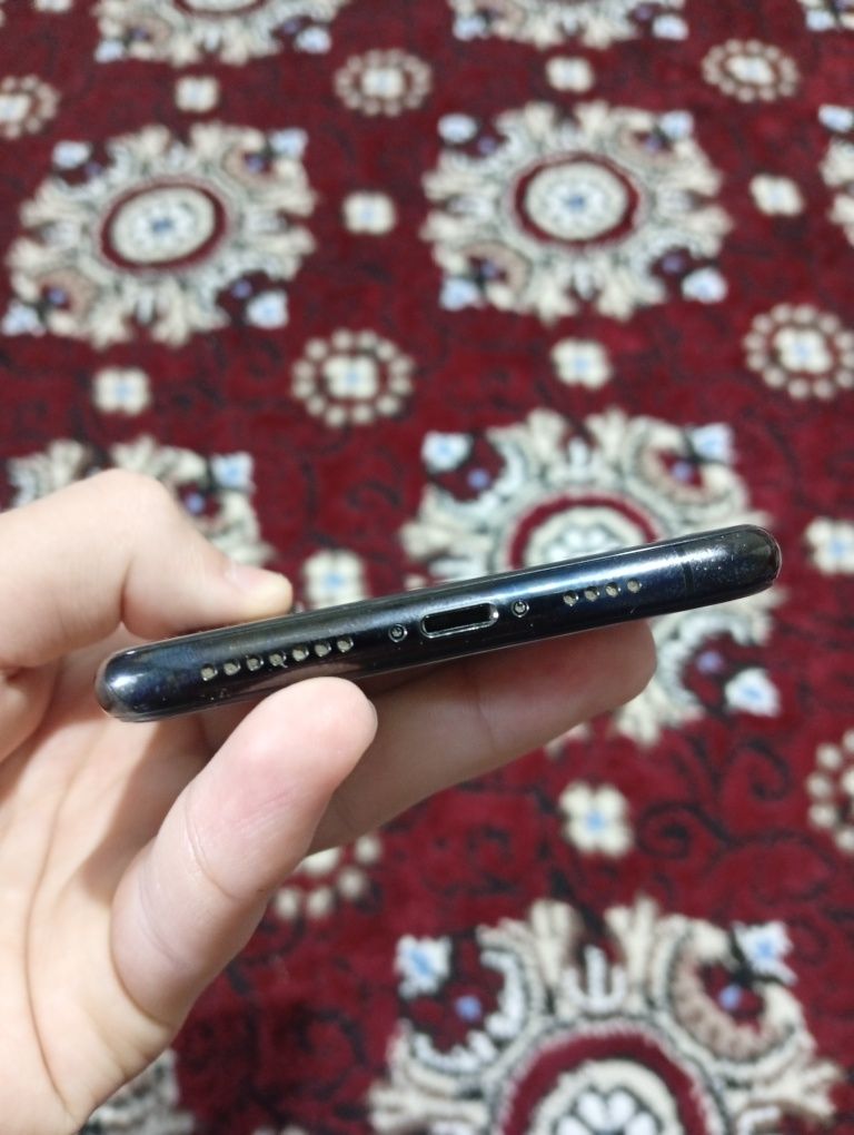 Iphone Xs max 77%